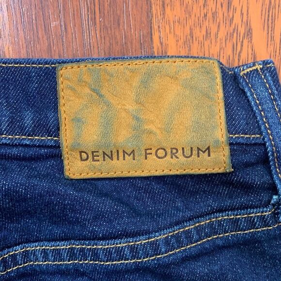 Aritzia Denim Forum The Yoko High Rise Slim Jeans Size 25 26L Dark Wash - Picture 9 of 12